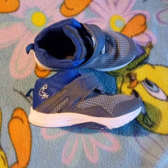 Boys tennis. - Picture 3 of 4